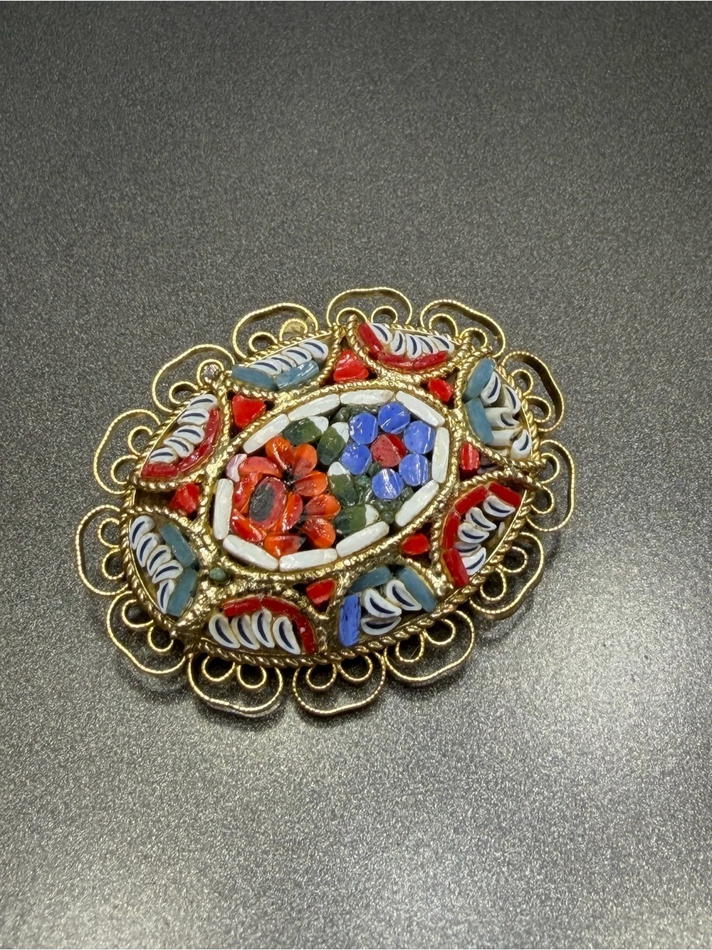 🔥2/$100 Vintage Filigree Micro Mosaic Floral Brooch #18mo